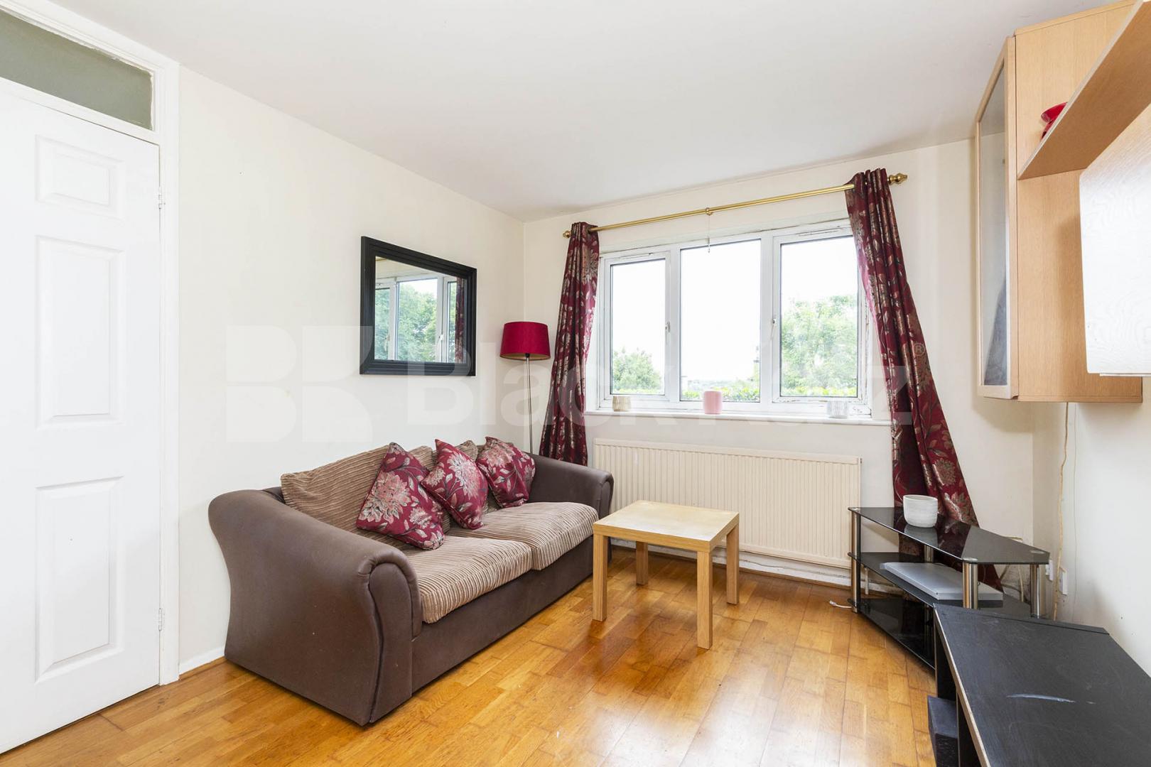 Spacious one bedroom property within a private development Cambridge Gardens, Muswell Hill
